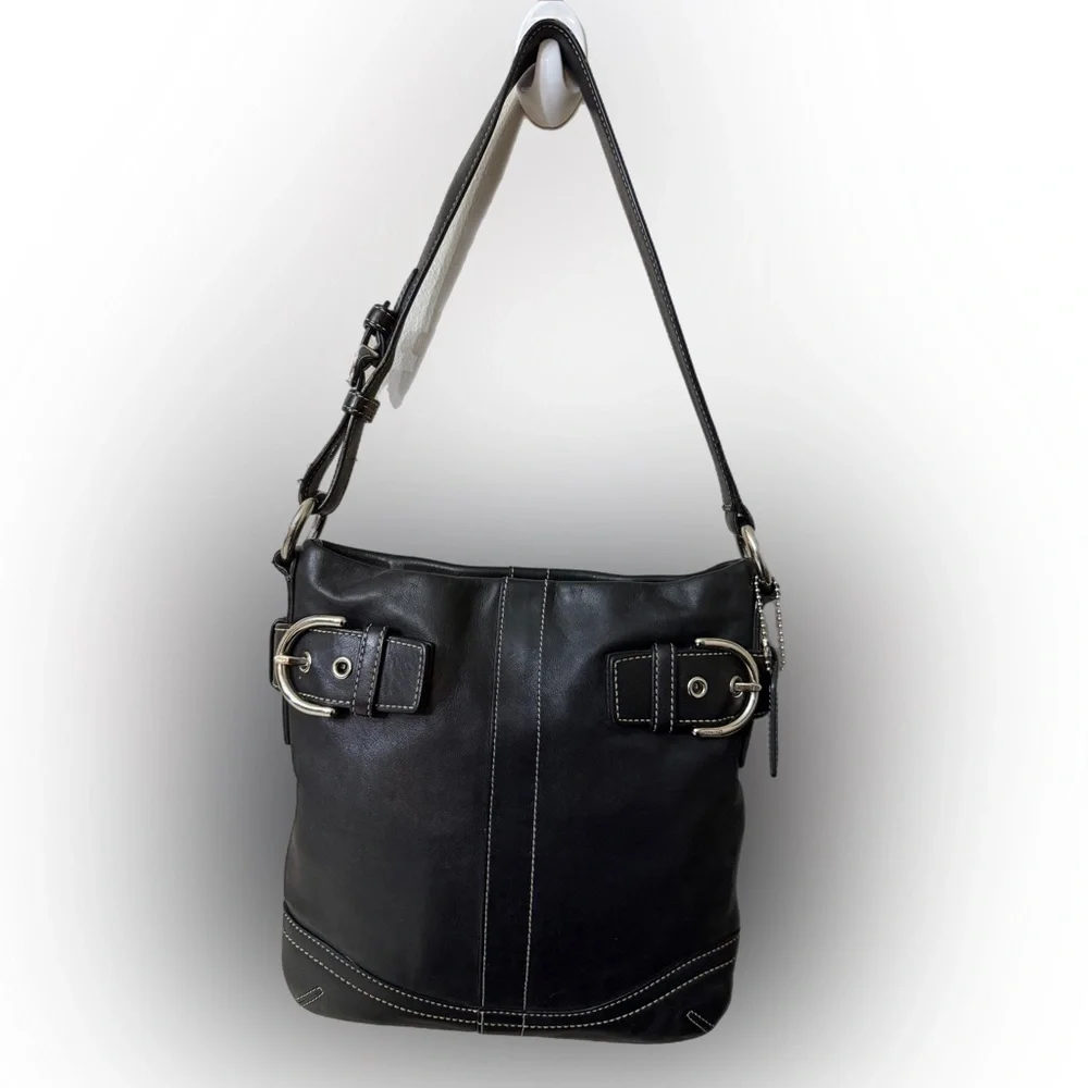 Vintage Coach#1453 Black Leather Shoulder Bag with Buckle Details